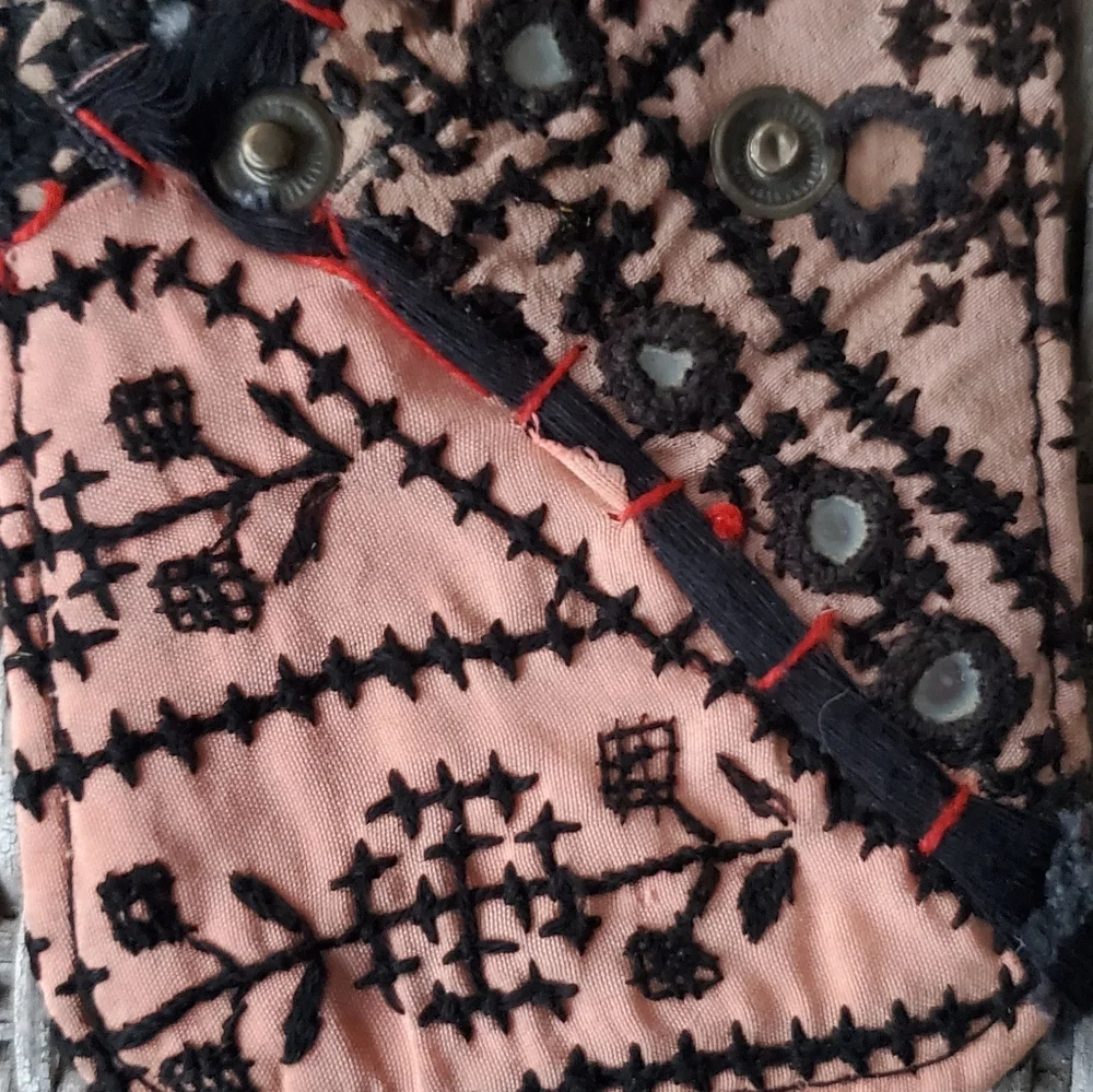 🍄🪬 Free People Boho Embroidered Repurposed vtg banjara hippie Wallet card case